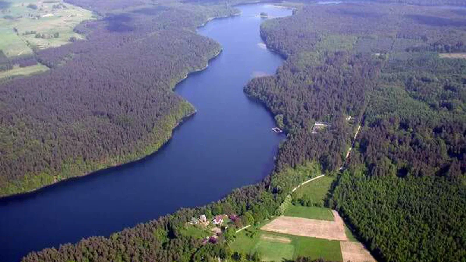 Zdjęcie: Jezioro Łęsk