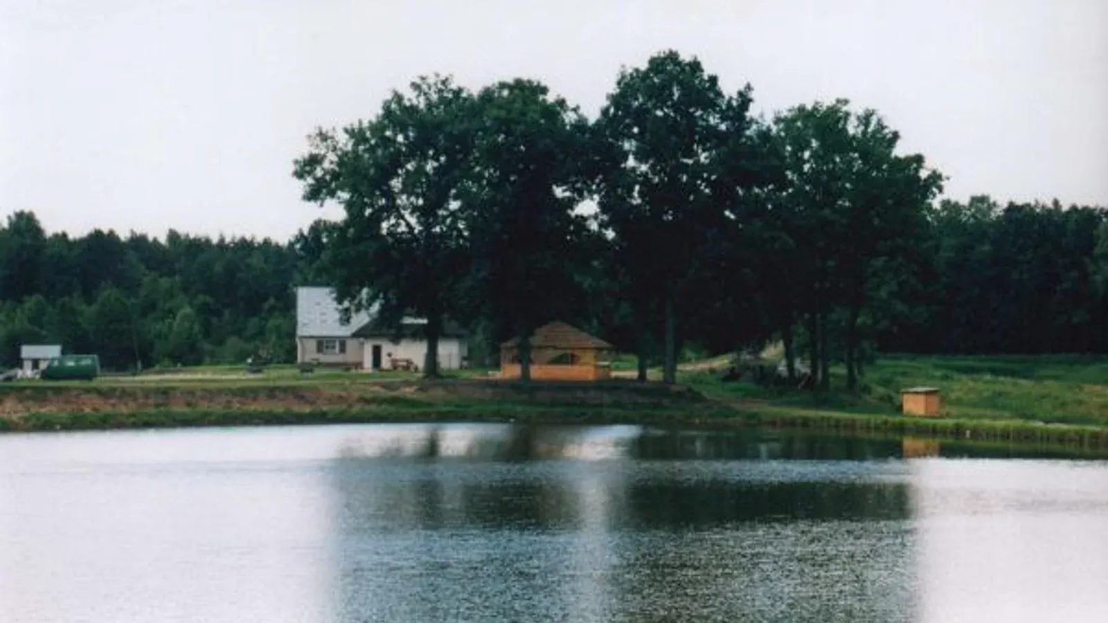 Łowisko Ryby – Koszelewy Ossowscy — łowisko komercyjne w Rybno, woj. warmińsko-mazurskie